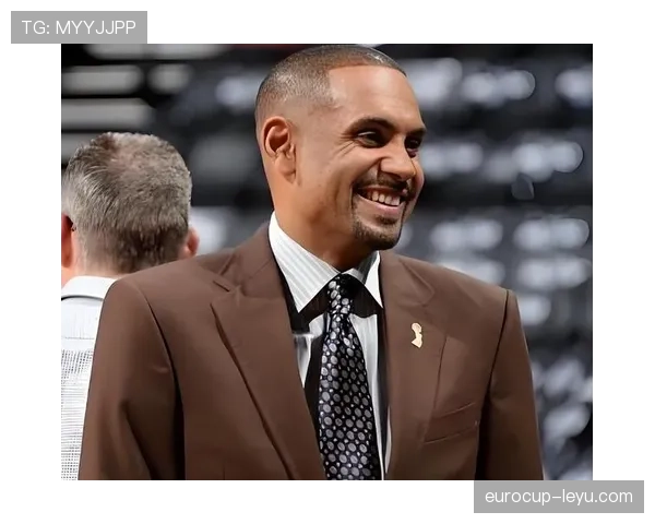 格兰特希尔无球跑动增强团队空间，提升进攻多样性明显